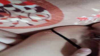 邀请朋友操我老婆拍给我看拍给我