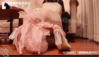 [黑猫原创]白嫩女研母狗化身精厕，无套后入绝顶高潮1