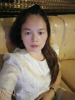 朋友骚老婆，很想操她大家觉得哪个骚？不知道她们晚上会不会吃鸡巴？1