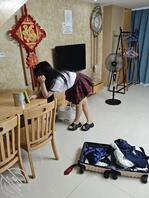 【原创】应酬喝醉酒回来，看到女儿在睡觉，精虫上脑就把他给强奸了