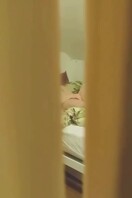 偷拍老妈自卫，偷录老妈做爱