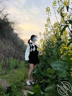 回归自然在菜地里露出,和小萝莉野战寻刺1