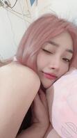 精神小妹自拍裸照