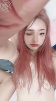 精神小妹自拍裸照2
