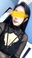 原创:偷情极品美妇,中途给她老公打电话,差点被发现了,初入后门,极品乳摇0