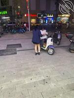 骚b女大过五一0