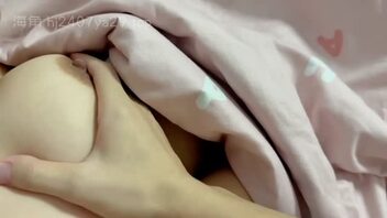 【海角原创139】老妈太久没被操，都开始自己自慰了