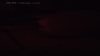 等表妹睡着了，我偷偷潜入。