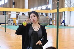 打完球有没有人来打我的屄和奶子