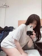 在家打扮成学妹撅起翘臀等合肥帅哥来操菊花 