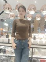 重庆荣昌，我用Al把我妈衣服去掉，变换各种姿势。0