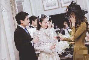 泰国最美变性女星开单身派对,即将结婚0