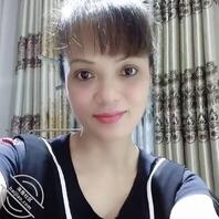 外出散步，认识一个熟女姐姐