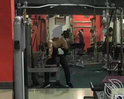 本人海口男，颜值在线。比较强壮。有没有海口的妹子。、本人强壮持久。会玩2