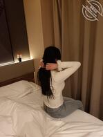 13、跟姐姐一起回老家，看着她伤心难过我也不知道怎么安慰。1