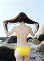 跟姐姐去开房，把姐姐操到高潮喷水，最后被我操沦陷身上抽搐，吓死我了。
0