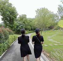 考古 母狗妈妈 11 端午节户外全身照偷拍