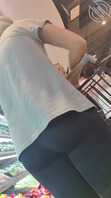 偷拍紧身瑜伽裤2