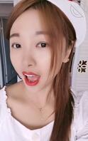 开砂锅店的少妇丽丽，好喜欢她的红唇和丝袜翘臀想闻她的丝袜脚插她的屁眼2