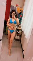 想操我老婆吗？发你们的武器在评论上，让我老婆选1