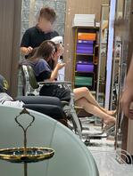 骚妈带着儿子剪头发2