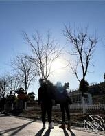 2 和同胞妹妹在学校每天在一起。可是不知道如何下手啊！0