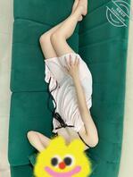 福利贴【七】性感小姨子 性感睡衣,奶子白又圆2