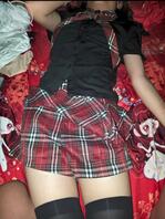 学校里真实骗到的学生妹妹，被我破处后第一次穿黑丝操逼（原创真实）1