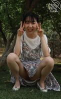 在外面遇到孙滢心撩开了裙子，你该怎么做？0