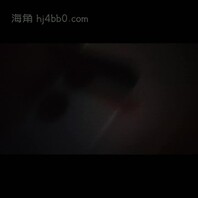 （原创）趁嫂子在洗头，偷跑进洗手间里把她给强干了，嫂子反抗扔被我强行内射