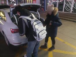 好想当着孩子的面，跟弟弟做爱。1