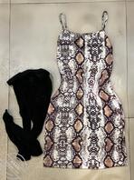 蛇皮如如性感照再来一波