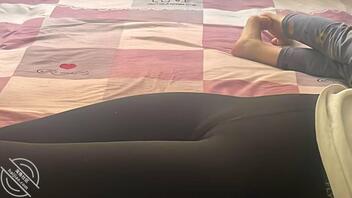 表姐这么开放，看起来不是很骚，已婚女人不错嘞1