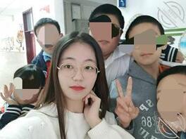 喜欢被人看光身体，让男人意淫我2