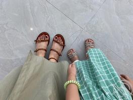 那就露一下逼逼吧0