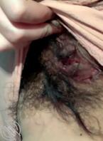 小姨子的小穴，红红的，好久没日了，回去后先操老婆，再操小姨子，实在不来个2