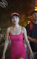 街拍抄底小姐姐