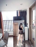 广东东莞的漂亮妹子，在深圳打工，身材颜值一流，大专幼师，可无套内射可sm1