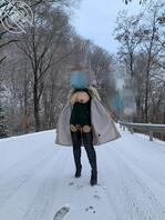 露出的熟女老骚逼0