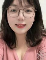 漏脸了，哥哥们觉得我好看吗，想不想约我2