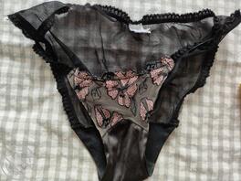 看看媳妇的玩具和内裤1