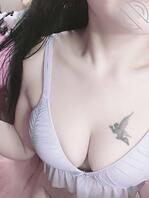 白嫩小表妹2