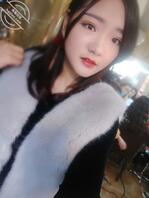 昨天晚上操的时候她同意了让别的男人操她。操完了就不认了。2