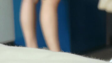 偷情猛片，驱车几百公里去和少妇偷情对白刺激。