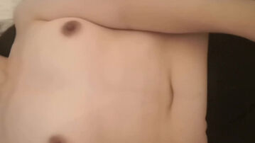 南京&ldquo;一边看片一边操蒙眼丝袜女友