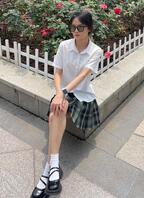 眼镜妹1