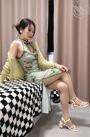 想看 老妈刘芳 被当鸡店的鸡一样玩2