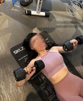 兄弟们，拿老妈的内裤打飞机被她知道了。。晚饭的时候她和我说了好多0