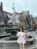 武体大三极品学生妹，体育生偷拍露出，不是未成年！1