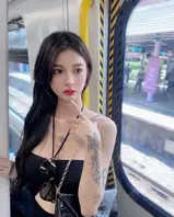 人气网红 Hunny 韩妮 性爱不雅视频外流 纹身对比 实锤为本人1